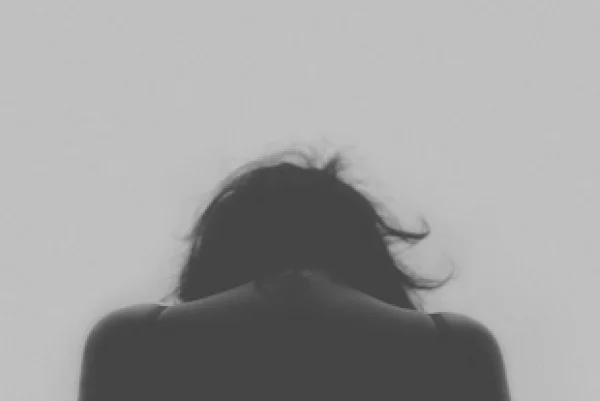 Cómo ayudar a una persona triste o deprimida